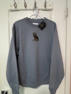 OVO Men's greyish blue Crewneck Sweatshirt with Gold Owl Patch
